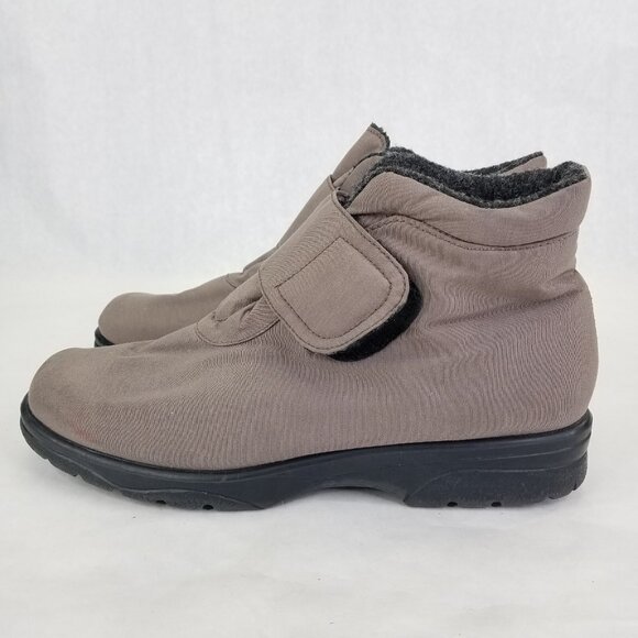 Toe Warmers Canada Active Boots Women's Sz 11 Lined Ankle Hook Loop Taupe Winter - Picture 4 of 16